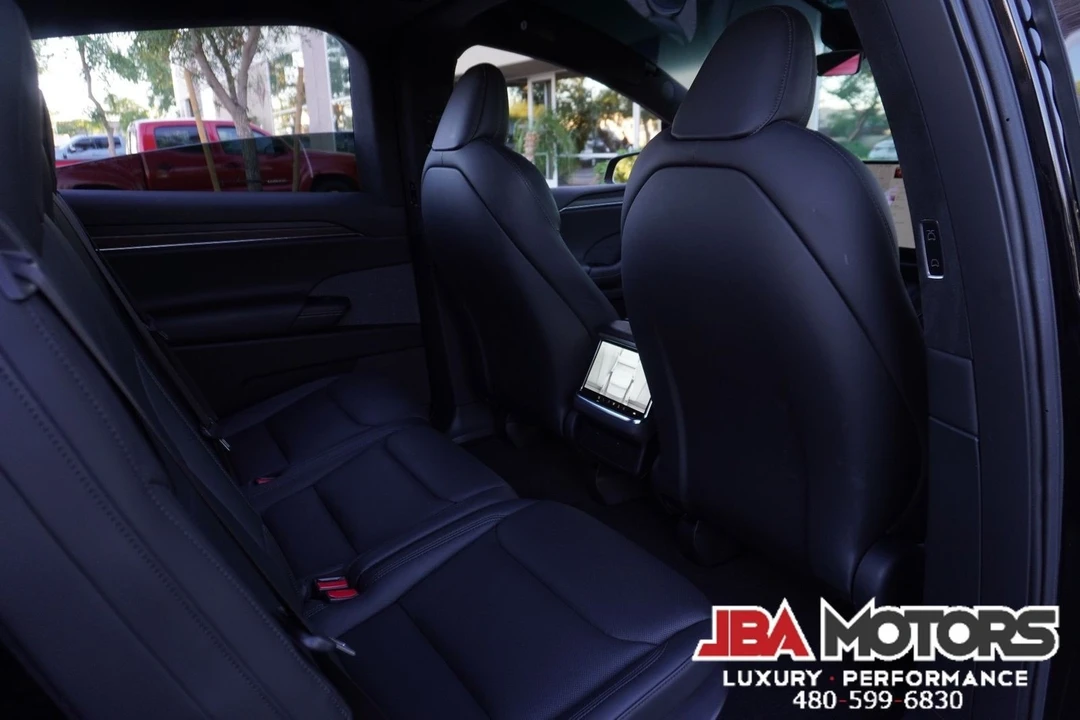 2023 Tesla Model X - Image 7 of 12