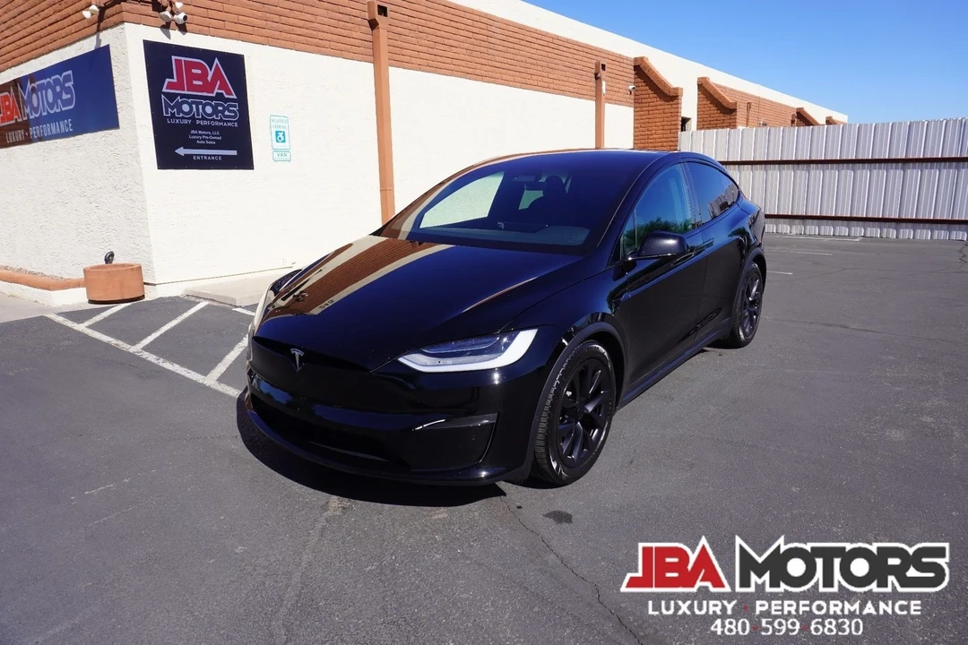 2023 Tesla Model X - Image 12 of 12