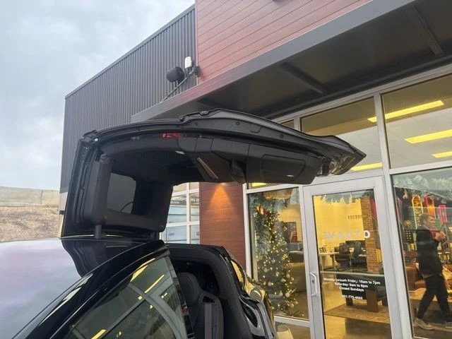 2023 Tesla Model X - Image 13 of 21