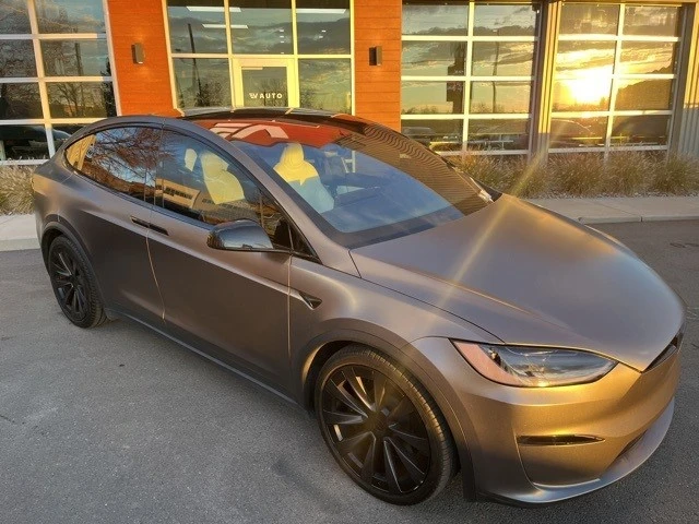 2023 Tesla Model X - Image 2 of 21