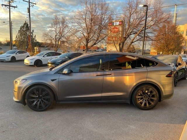 2023 Tesla Model X - Image 5 of 21