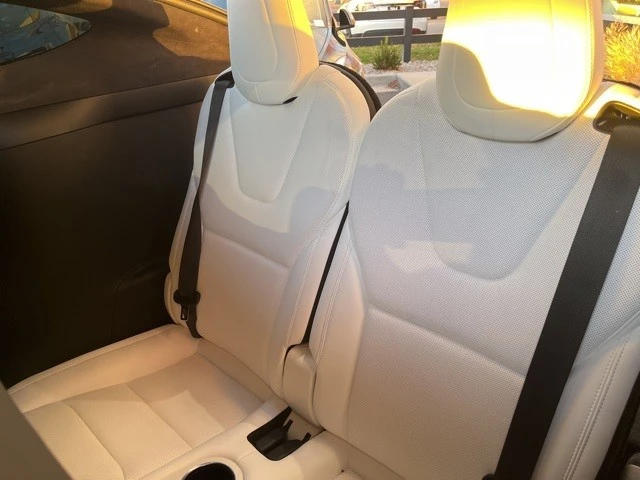 2023 Tesla Model X - Image 17 of 21