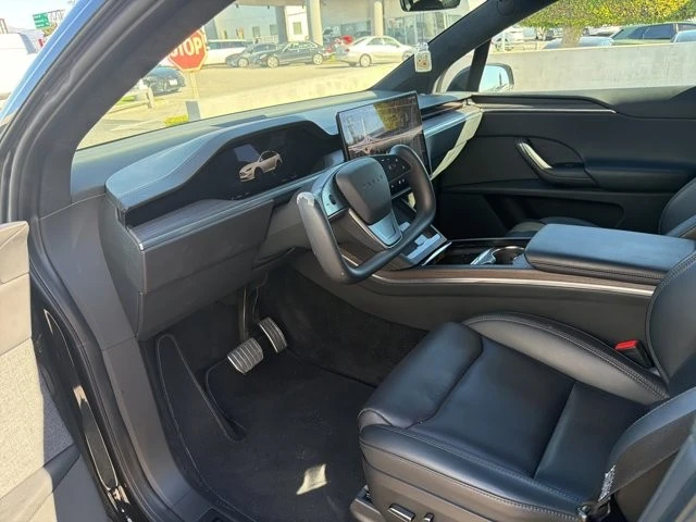 2023 Tesla Model X - Image 8 of 11