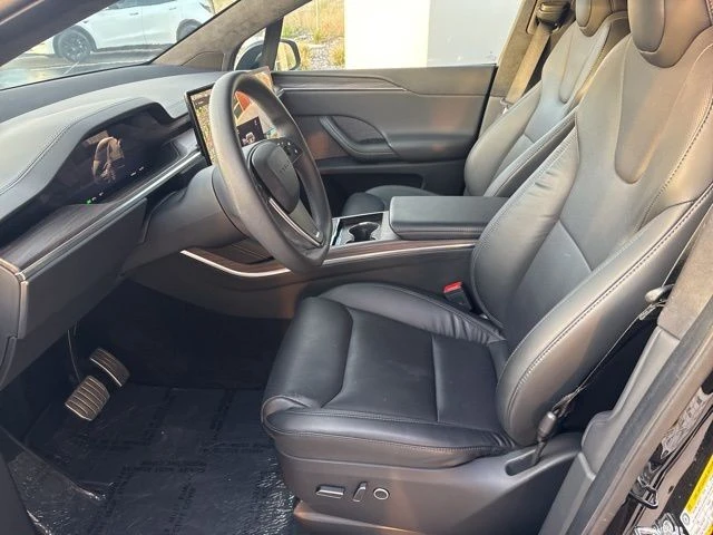 2023 Tesla Model X - Image 13 of 21