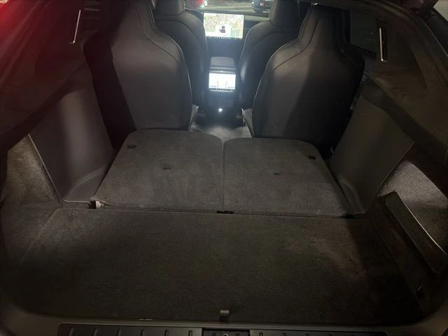2023 Tesla Model X - Image 18 of 21