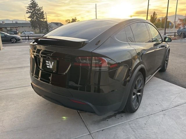 2023 Tesla Model X - Image 9 of 21
