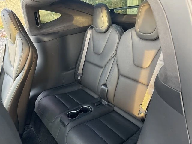 2023 Tesla Model X - Image 18 of 21