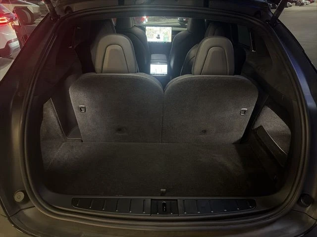 2023 Tesla Model X - Image 17 of 21