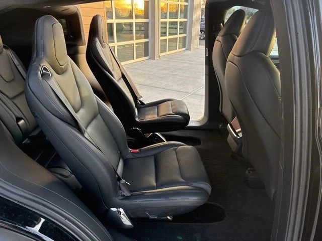 2023 Tesla Model X - Image 20 of 21