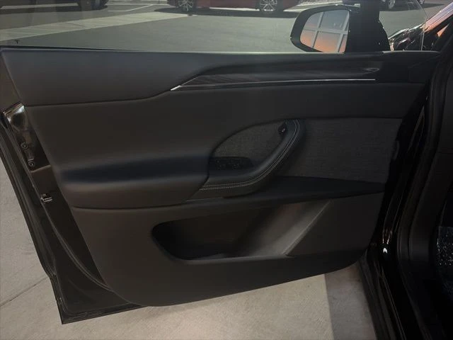 2023 Tesla Model X - Image 11 of 21
