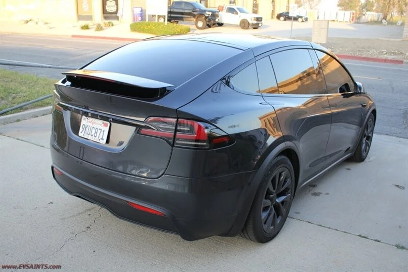 2023 Tesla Model X - Image 13 of 21