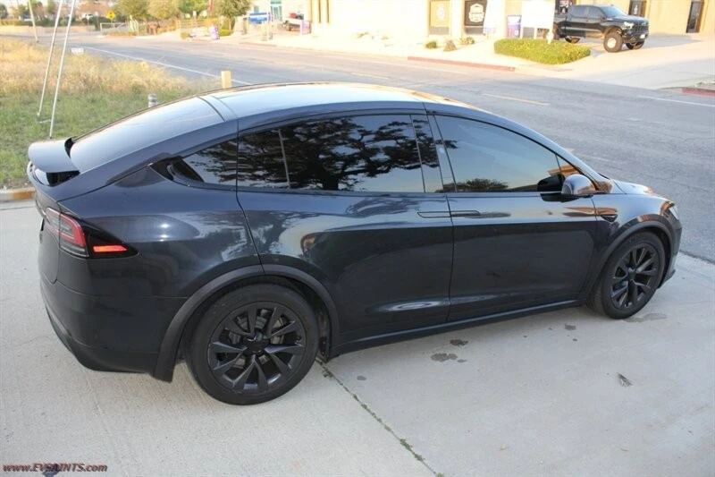 2023 Tesla Model X - Image 15 of 21