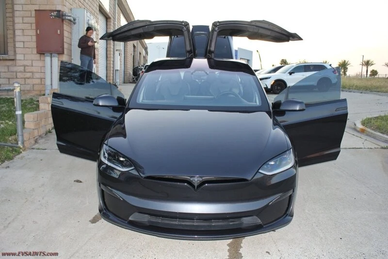 2023 Tesla Model X - Image 3 of 21