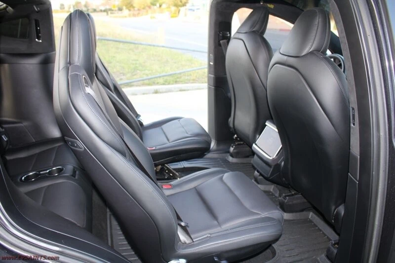 2023 Tesla Model X - Image 20 of 21