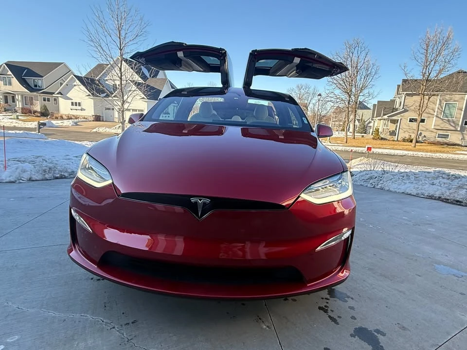 2023 Tesla Model X - Image 17 of 20