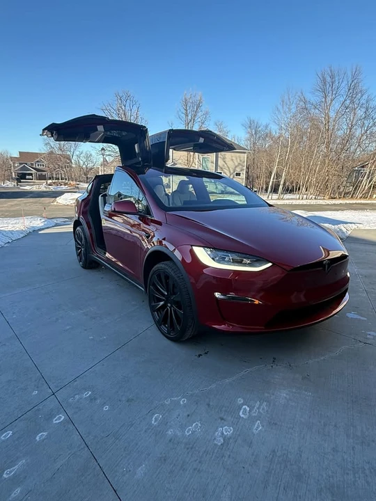 2023 Tesla Model X - Image 19 of 20