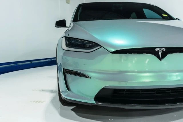 2023 Tesla Model X - Image 4 of 12