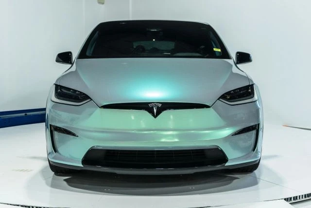 2023 Tesla Model X - Image 2 of 12