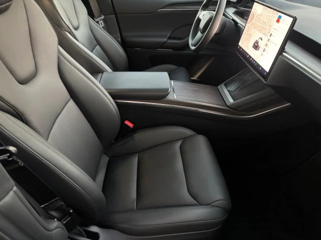 2023 Tesla Model X - Image 12 of 15