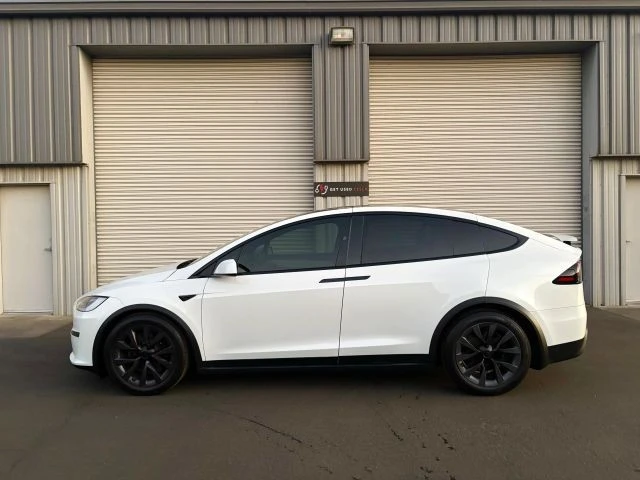 2023 Tesla Model X - Image 3 of 15
