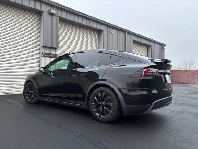 2023 Tesla Model X - Image 9 of 15