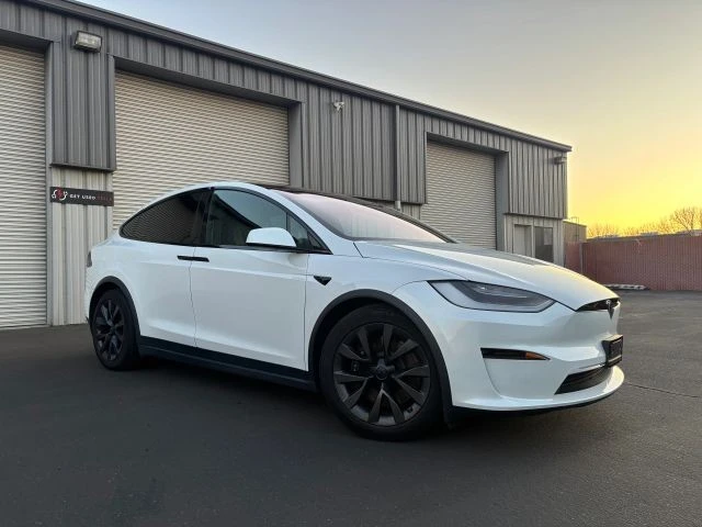 2023 Tesla Model X - Image 2 of 15