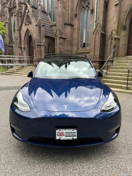 2023 Tesla Model Y - Image 2 of 20