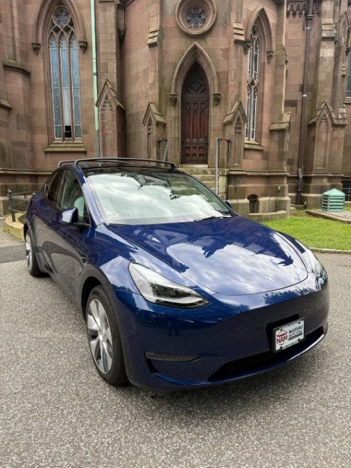 2023 Tesla Model Y - Image 3 of 20