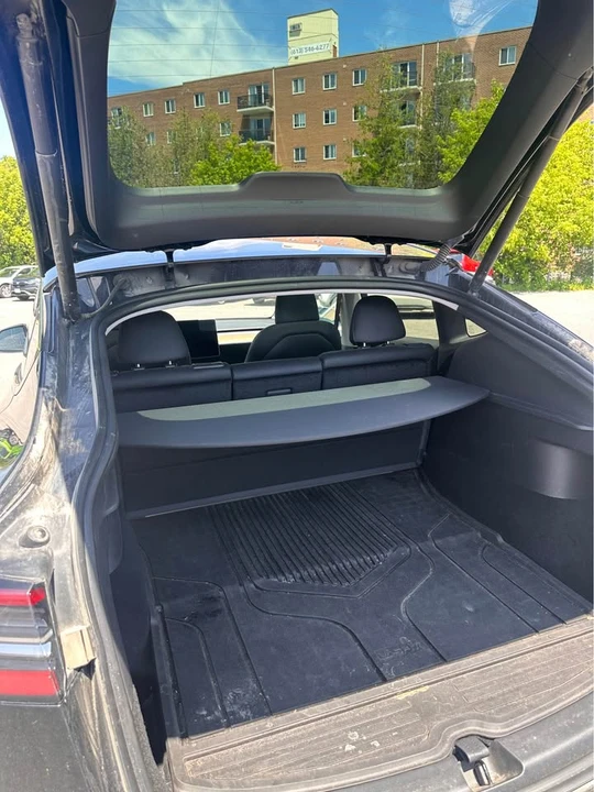 2023 Tesla Model Y - Image 4 of 10