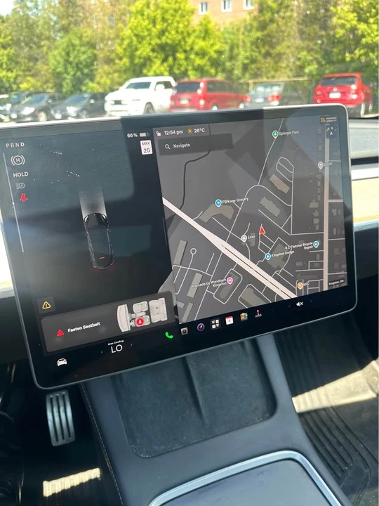 2023 Tesla Model Y - Image 9 of 10