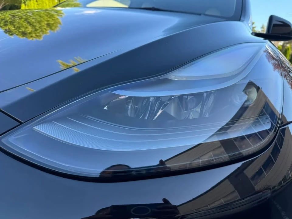 2023 Tesla Model Y - Image 14 of 20