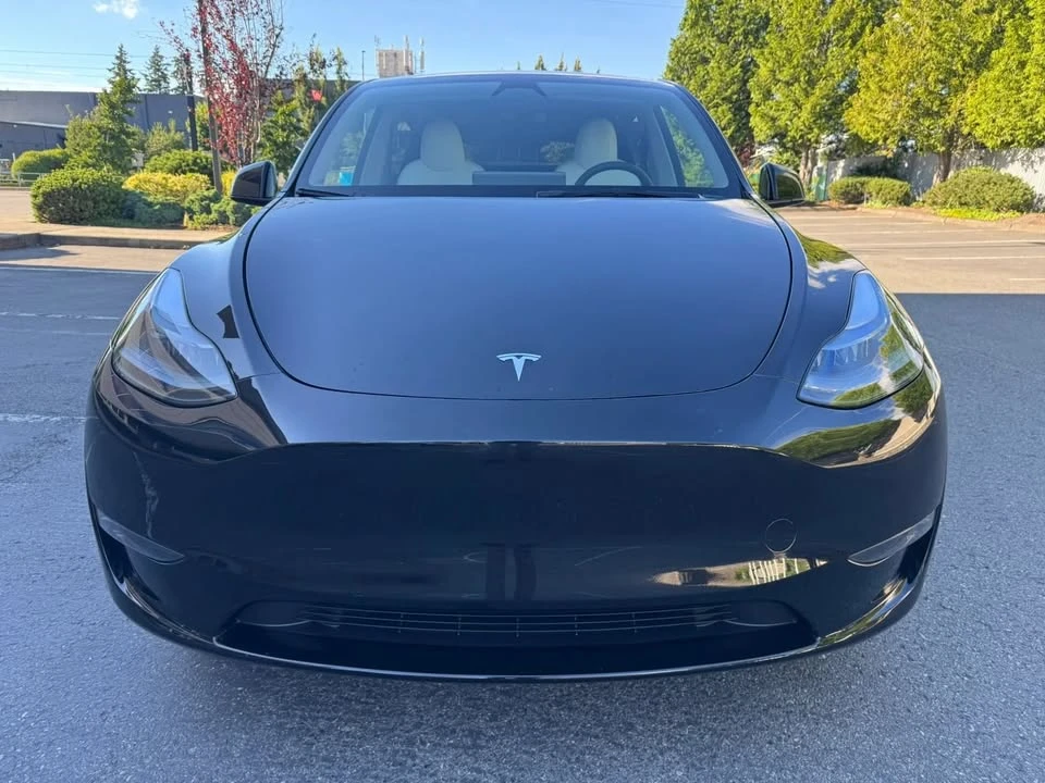 2023 Tesla Model Y - Image 3 of 20