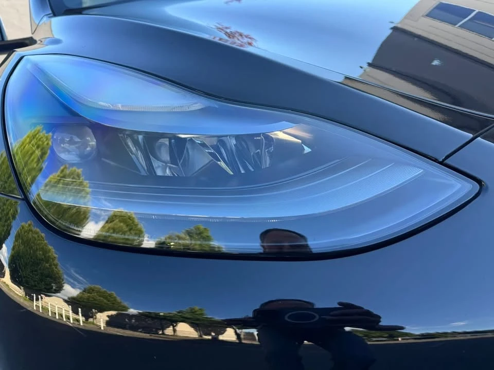 2023 Tesla Model Y - Image 13 of 20