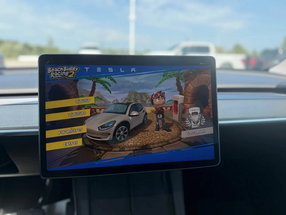 2023 Tesla Model Y - Image 12 of 14