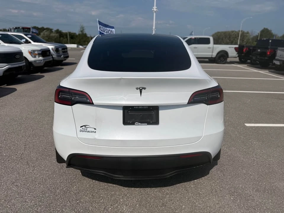2023 Tesla Model Y - Image 5 of 14
