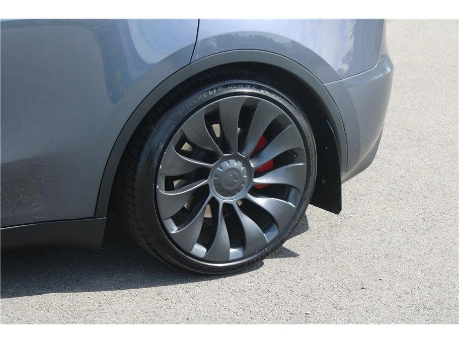 2023 Tesla Model Y - Image 6 of 20