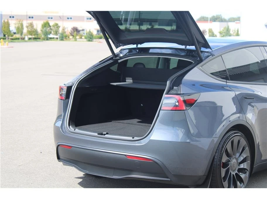 2023 Tesla Model Y - Image 13 of 20