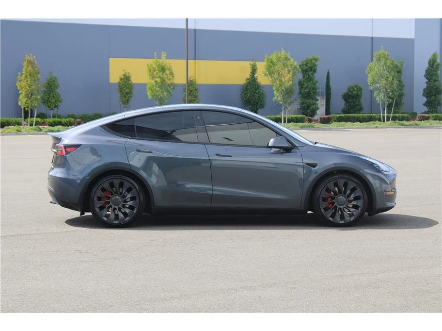 2023 Tesla Model Y - Image 4 of 20