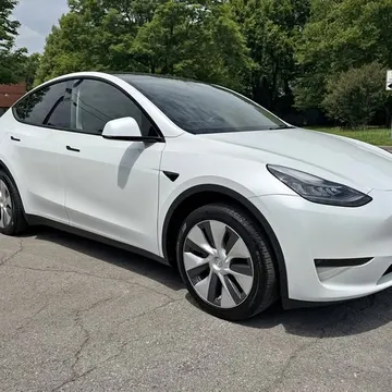 2023 Tesla Model Y Dual Motor AWD