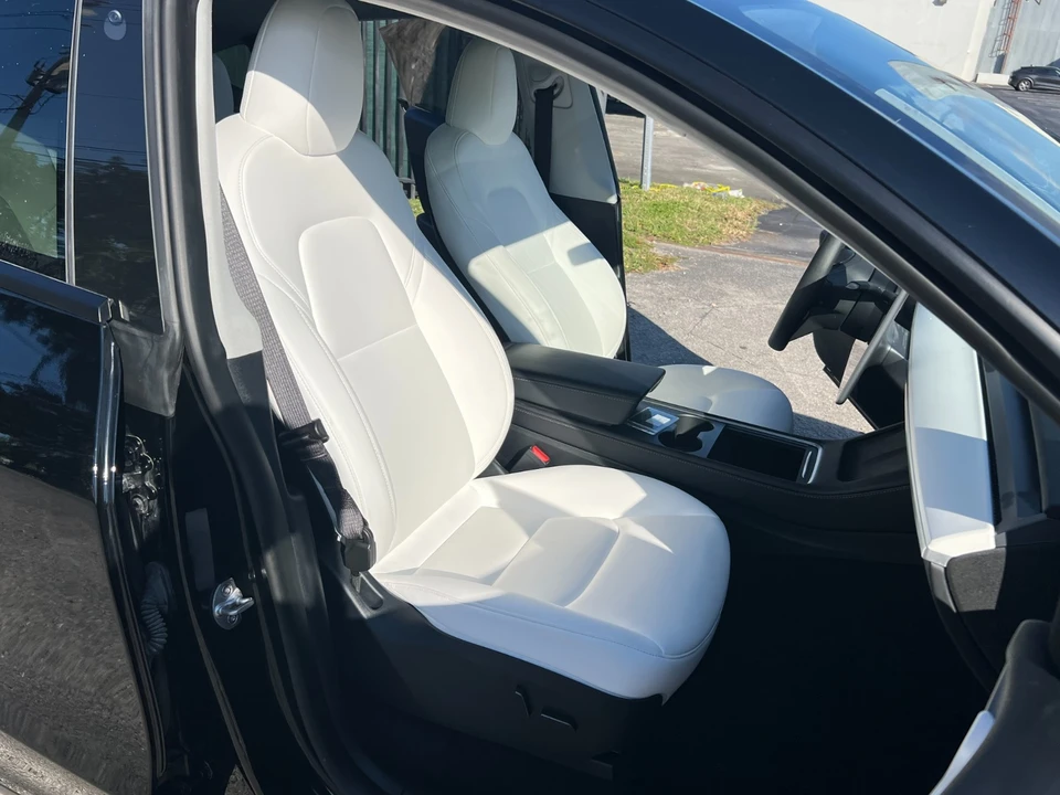 2023 Tesla Model Y - Image 15 of 21