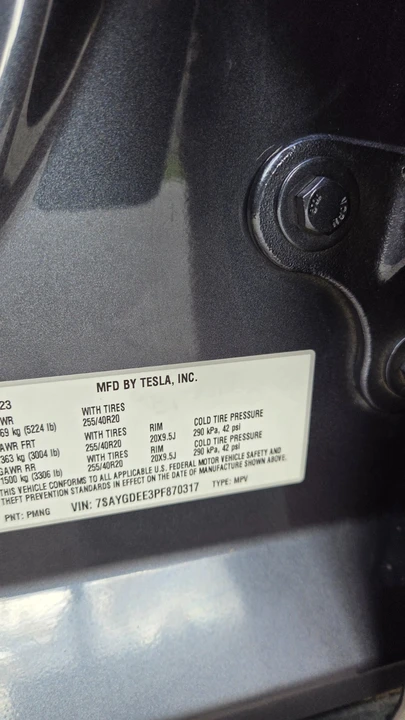 2023 Tesla Model Y - Image 15 of 21
