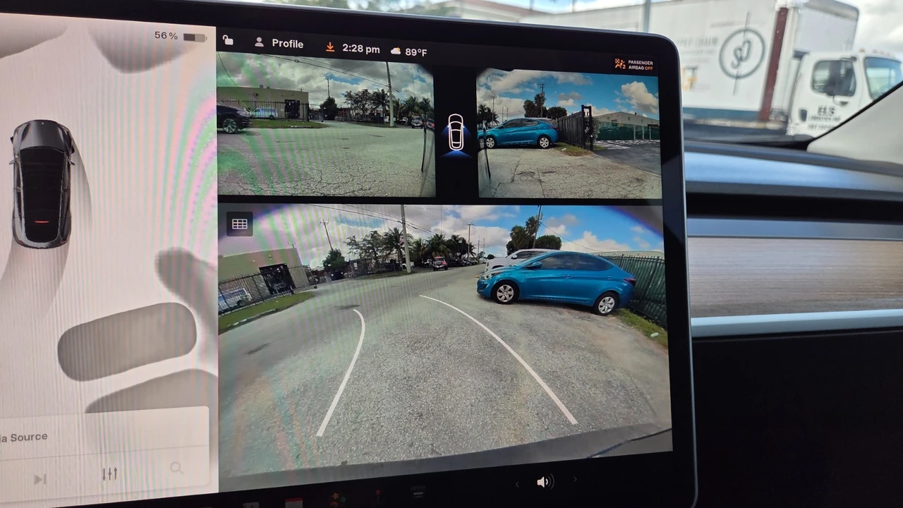 2023 Tesla Model Y - Image 21 of 21