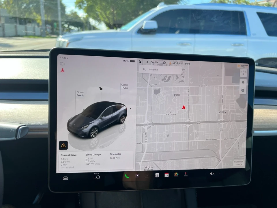 2023 Tesla Model Y - Image 21 of 21