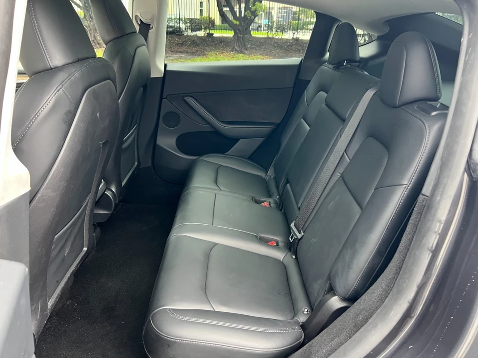 2023 Tesla Model Y - Image 14 of 21