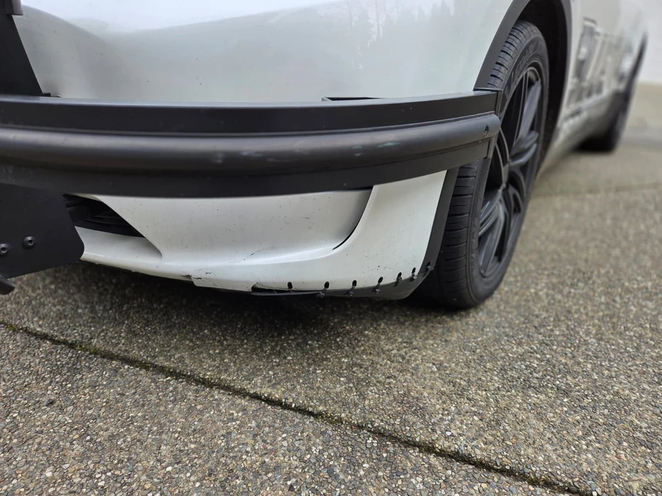 2023 Tesla Model Y - Image 4 of 7