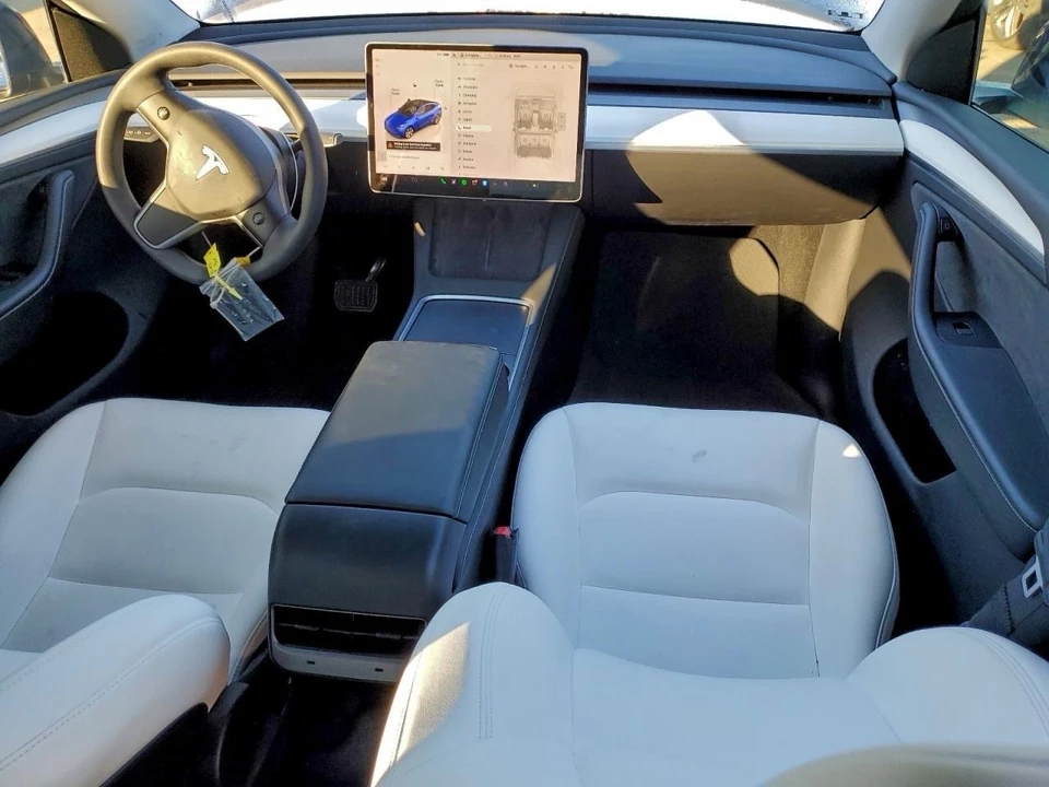 2023 Tesla Model Y - Image 11 of 13