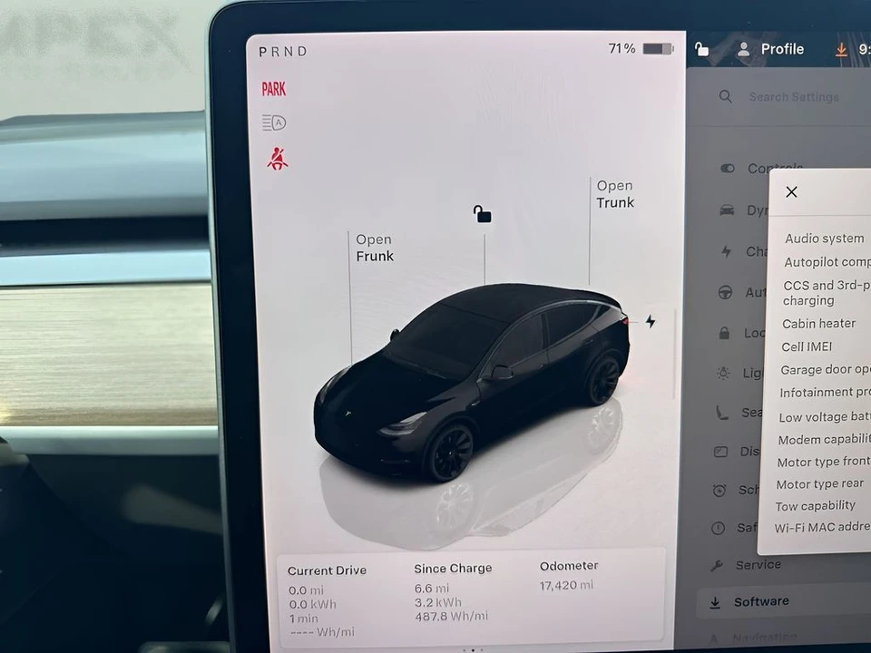 2023 Tesla Model S - Image 27 of 31