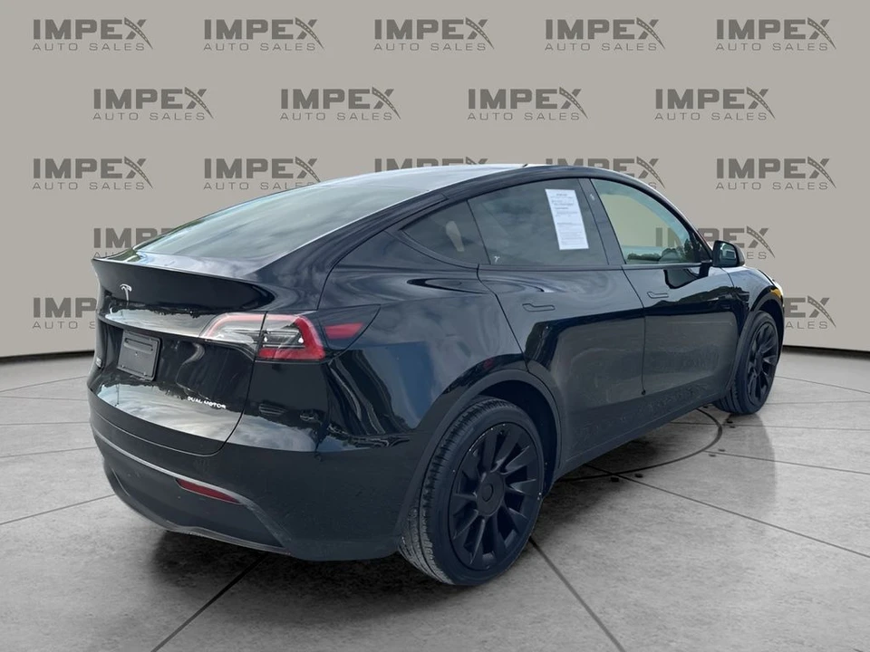2023 Tesla Model S - Image 5 of 31