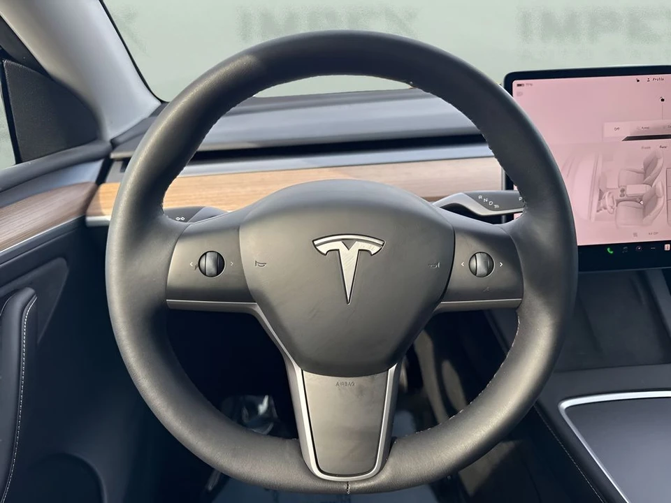 2023 Tesla Model S - Image 16 of 31