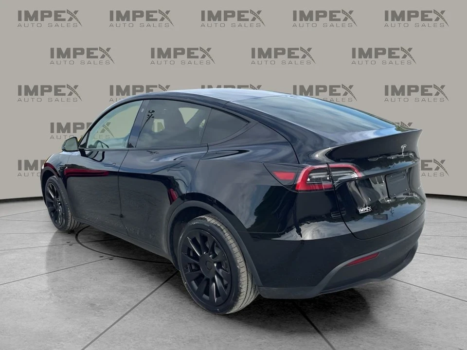 2023 Tesla Model S - Image 3 of 31